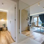 Aparthotel Zakopianska 4*