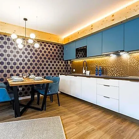 Zakopianska 4*