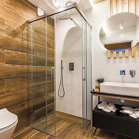 Zakopiańska Hotel apartamentowy 4*