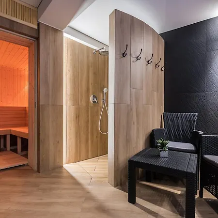 Apart Otel Zakopianska
