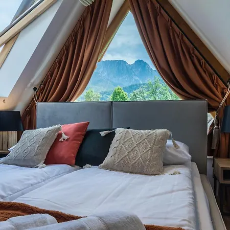 Lägenhetshotell Zakopianska 4*