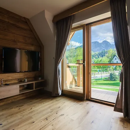 Apart Otel Zakopianska 4*