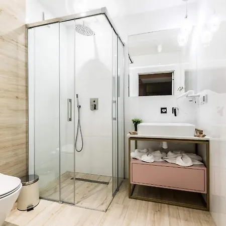 מלון דירות Zakopianska זקופאנה